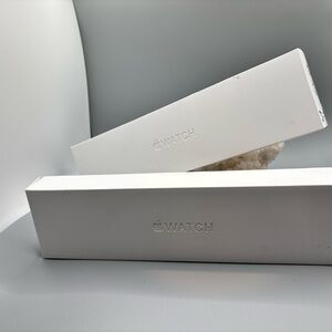 Apple Watch Series 7 Midnight Blue w/ sport band NEW IN BOX (NOT REFURBISHED)
